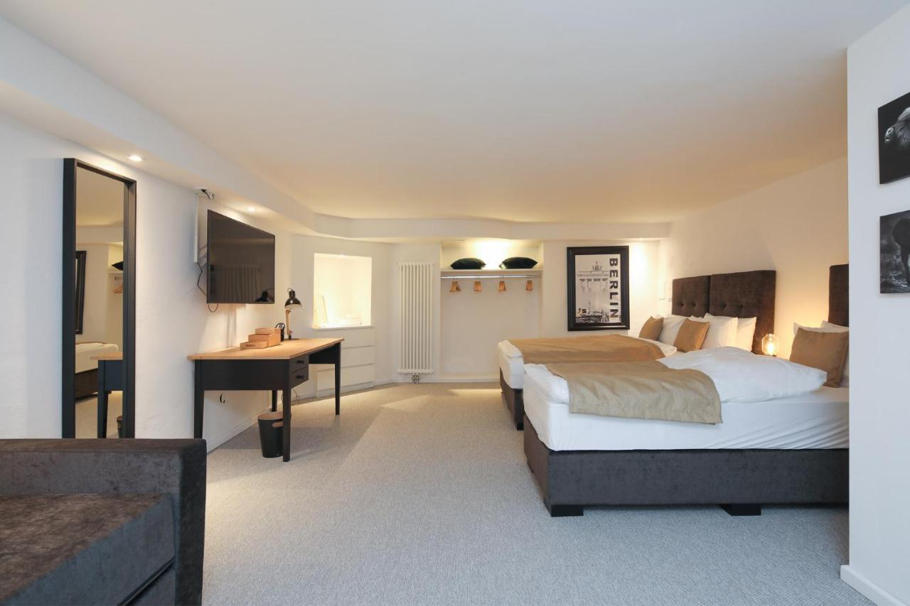 5 Personen Altbau Nahe Kurfuerstendamm - Shakespeare Berlijn